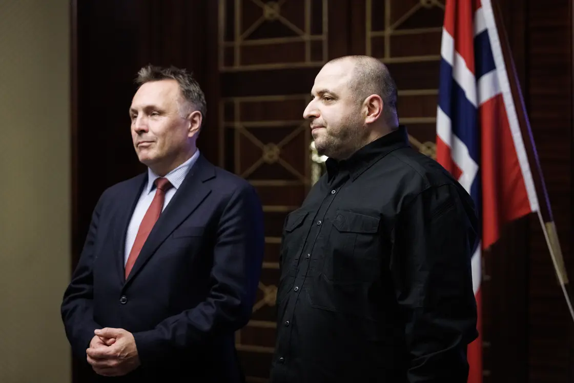 Tore O. Sandvik og Rustem Umerov